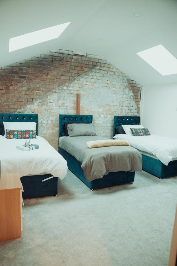 Bv Rare 3 Bedrooms At Conditioning House Bradford Perfect For Contractors 외부 사진